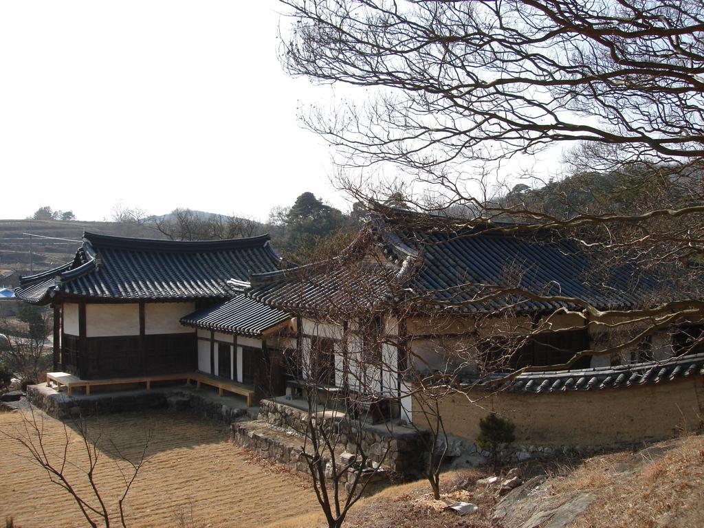 Ahndong Kimjongtaek Yangsodang Andong Extérieur photo