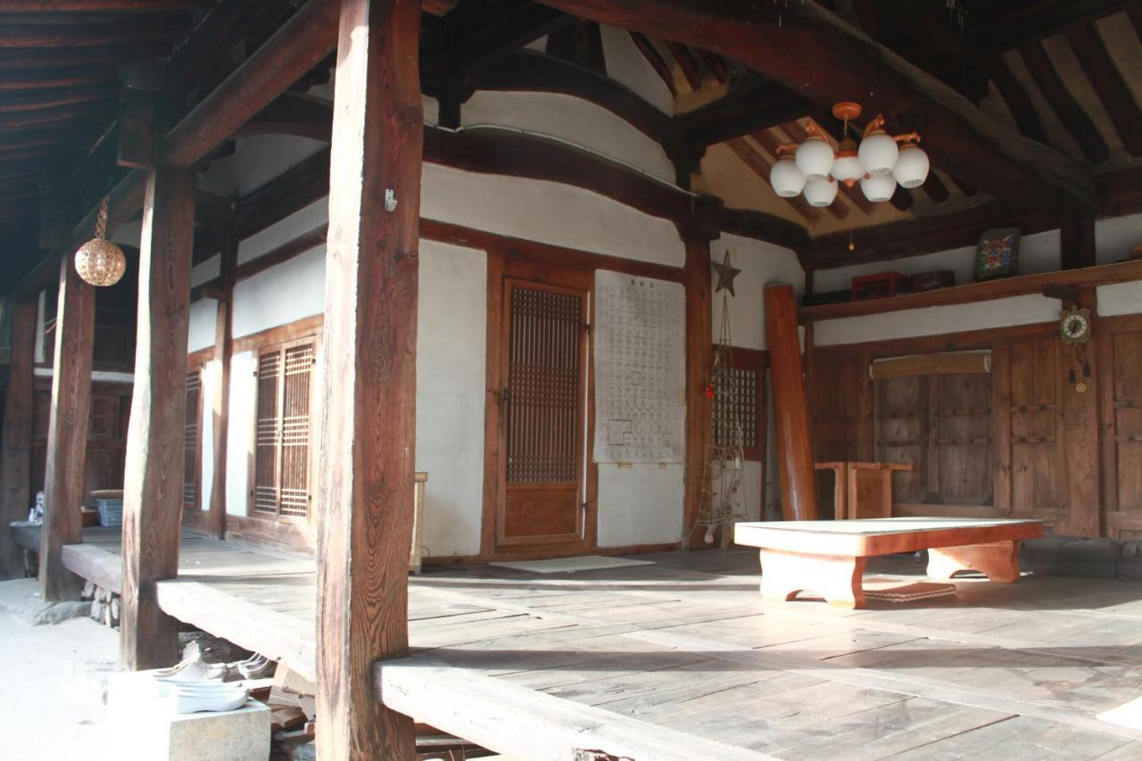Ahndong Kimjongtaek Yangsodang Andong Extérieur photo
