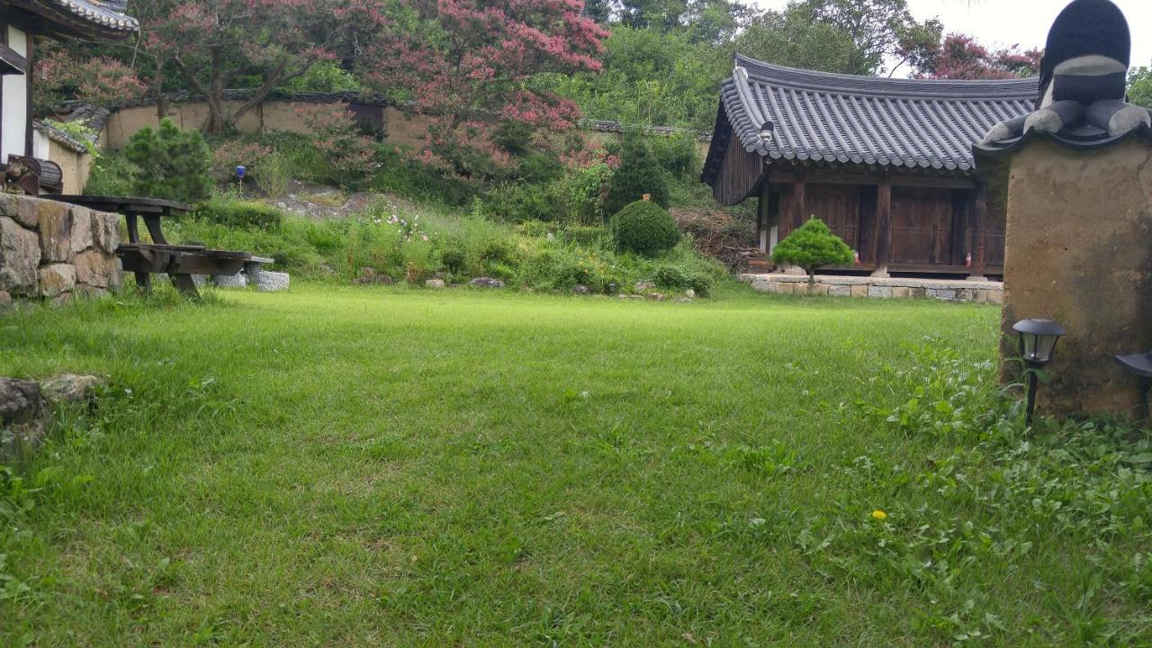 Ahndong Kimjongtaek Yangsodang Andong Extérieur photo
