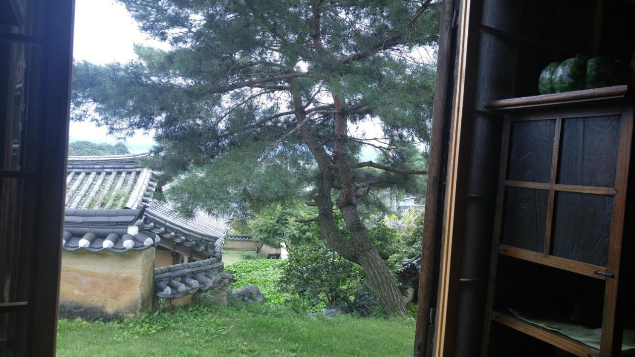 Ahndong Kimjongtaek Yangsodang Andong Extérieur photo